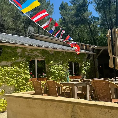 La Tuque مكان تخييم